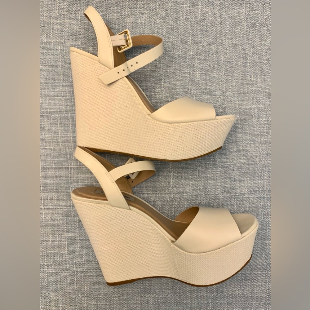 Steve Madden Citrus platform wedge strap sandals white preowned EUC